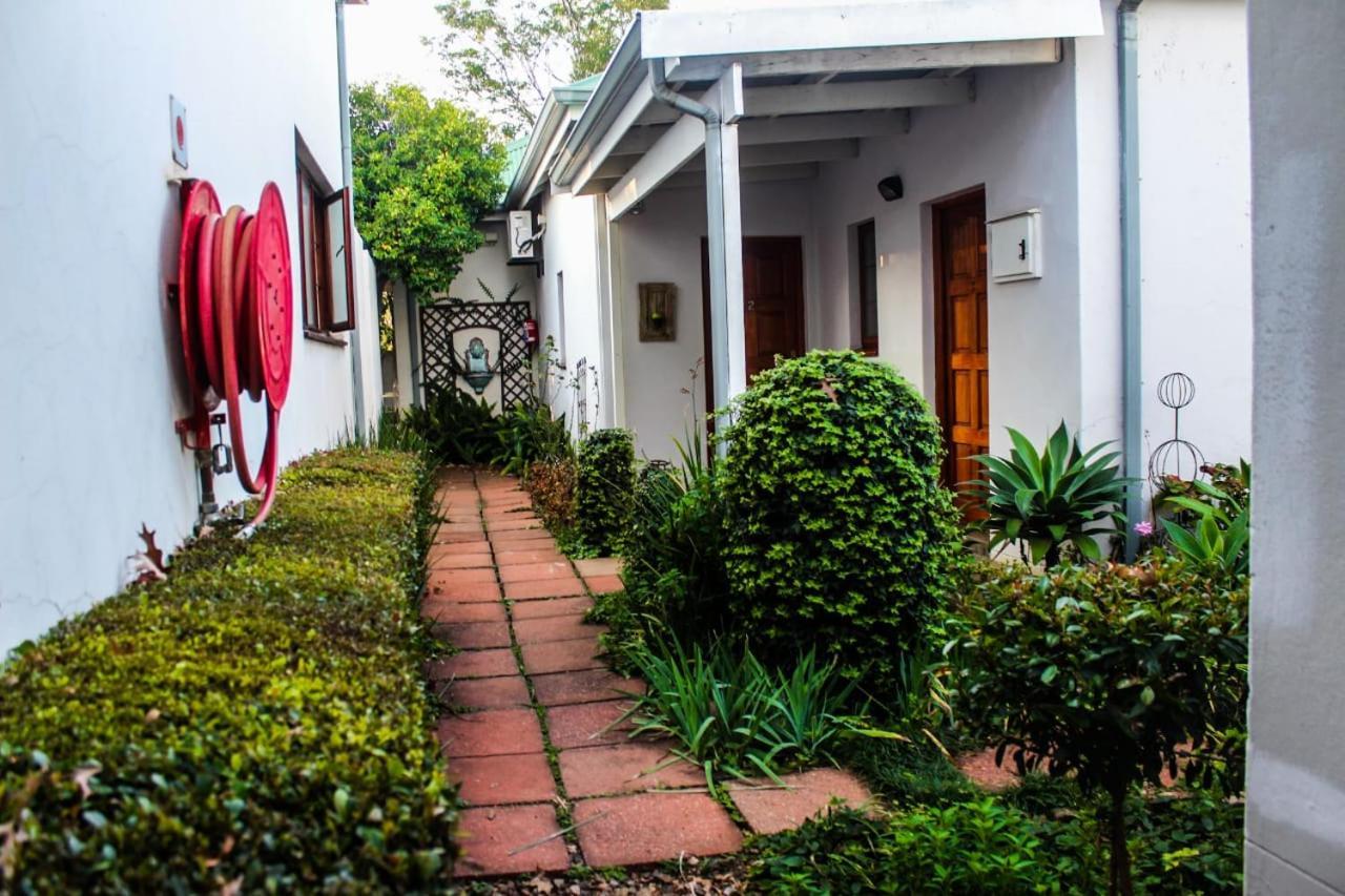 Villa Jana Guesthouse Претория Экстерьер фото
