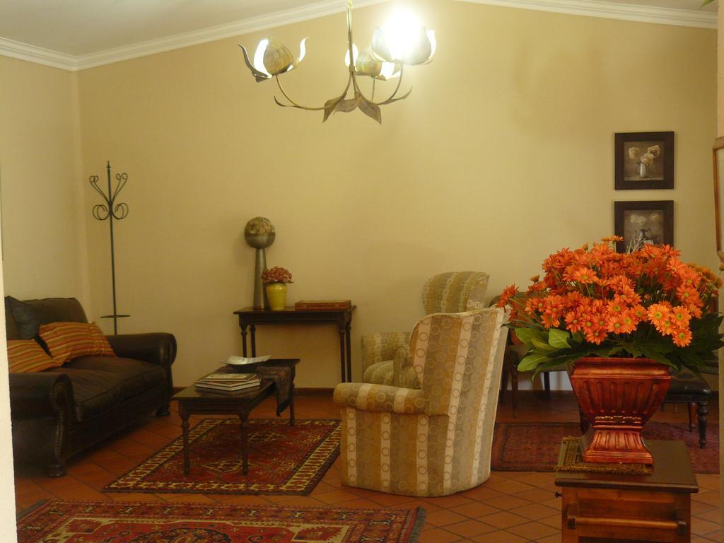 Villa Jana Guesthouse Претория Экстерьер фото